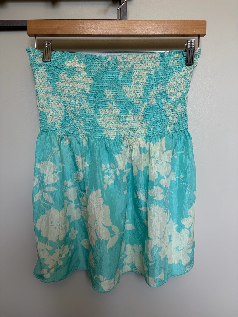 Victoria's Secret Aqua & White Floral Smocked Mini Skirt